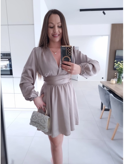 Sukienka satynowa TEYLOR S M L