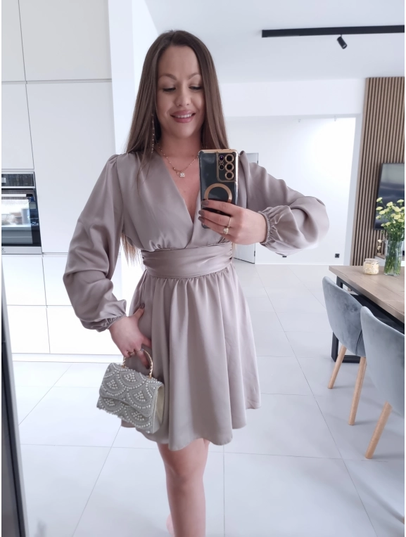 Sukienka satynowa TEYLOR S M L