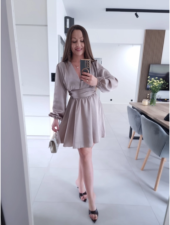 Sukienka satynowa TEYLOR S M L