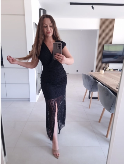 Sukienka TAMATA MIDI Z ROZCIĘCIEM KORONKA