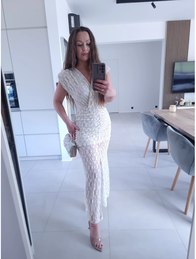 Sukienka TAMATA MIDI Z ROZCIĘCIEM KORONKA