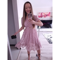 Sukienka GLAMOUR koronkowa PLUS SIZE puder róż