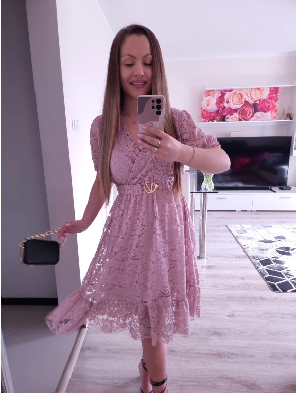 Sukienka GLAMOUR koronkowa PLUS SIZE puder róż