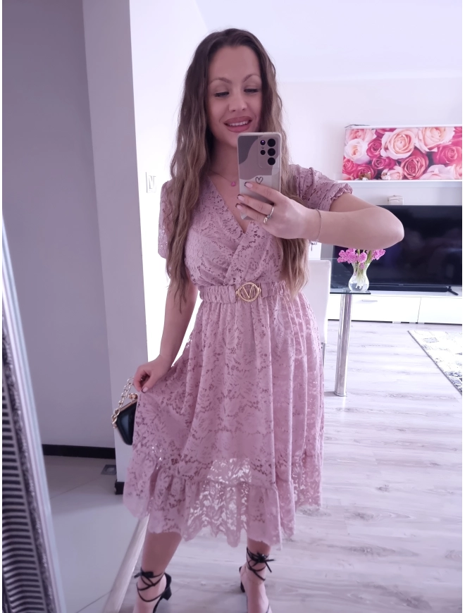 Sukienka GLAMOUR koronkowa PLUS SIZE puder róż